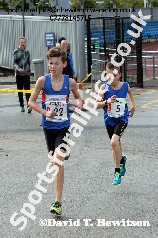 Boys under-13s Northern 6 and 4 Stage Road Relays. Photo: David T. Hewitson/Sports for All Pics